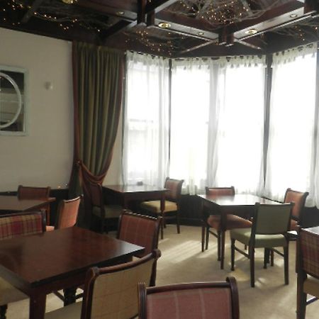פטרהד Albert Hotel מראה חיצוני תמונה